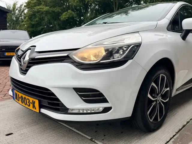 Renault Clio view 10