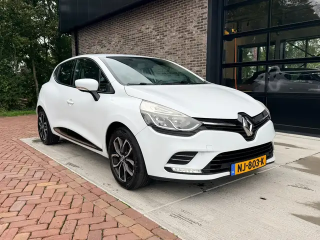 Renault Clio view 5