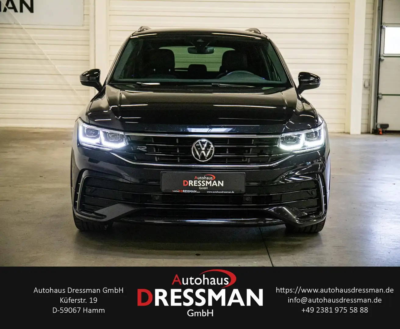 Volkswagen Tiguan 2.0 TDI R-Line 4M. MATRIX AHK HARMAN ACC Zwart - 2