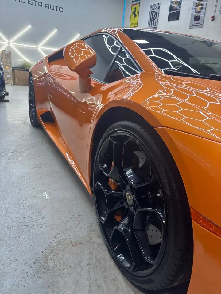 Lamborghini Huracán снимка Lamborghini Huracán