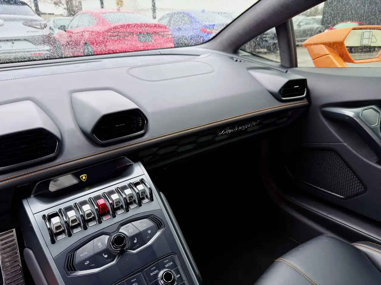 Lamborghini Huracán снимка Lamborghini Huracán