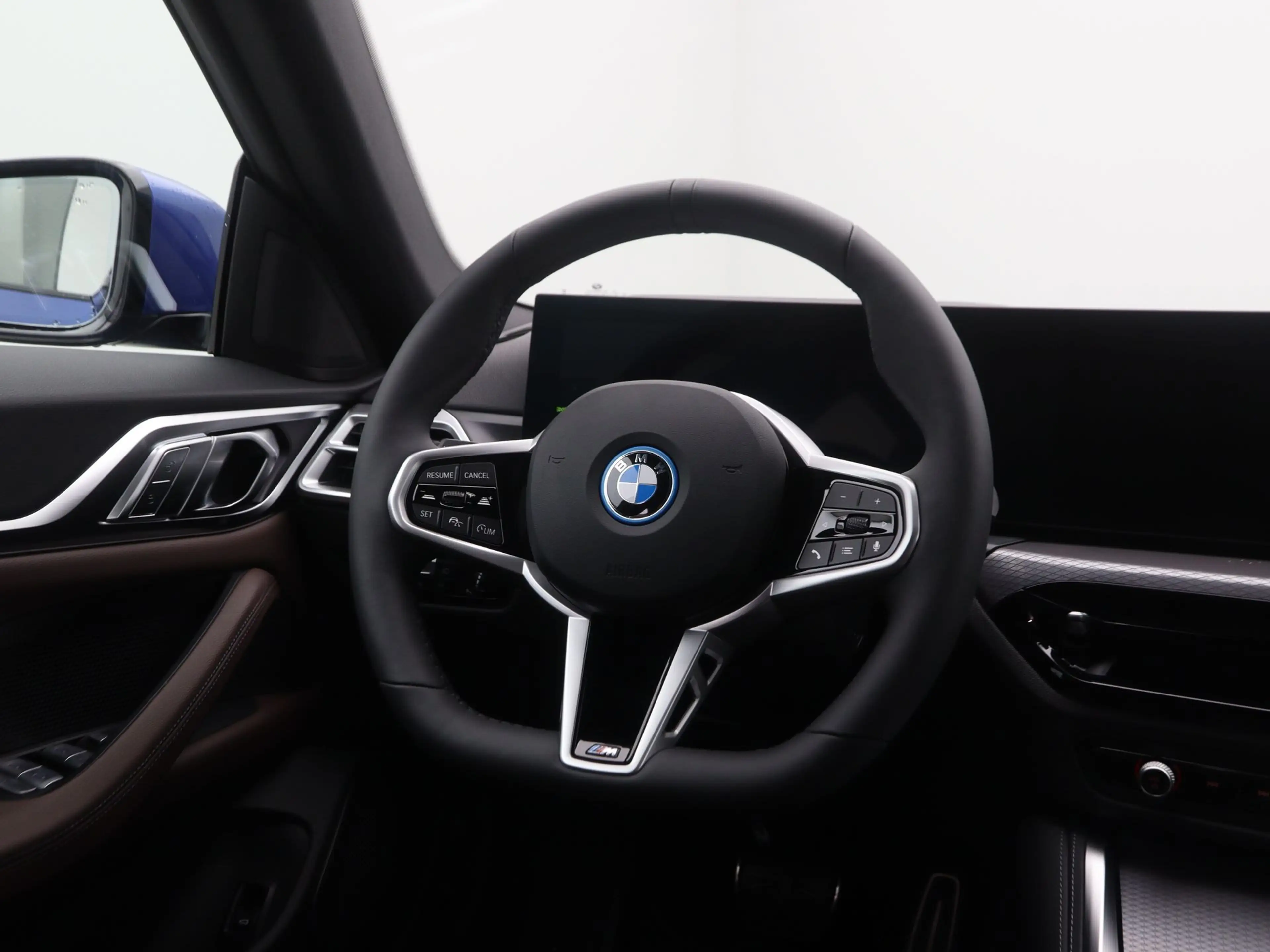 BMW i4 eDrive35 M Sport Edition 70 kWh — photo 2