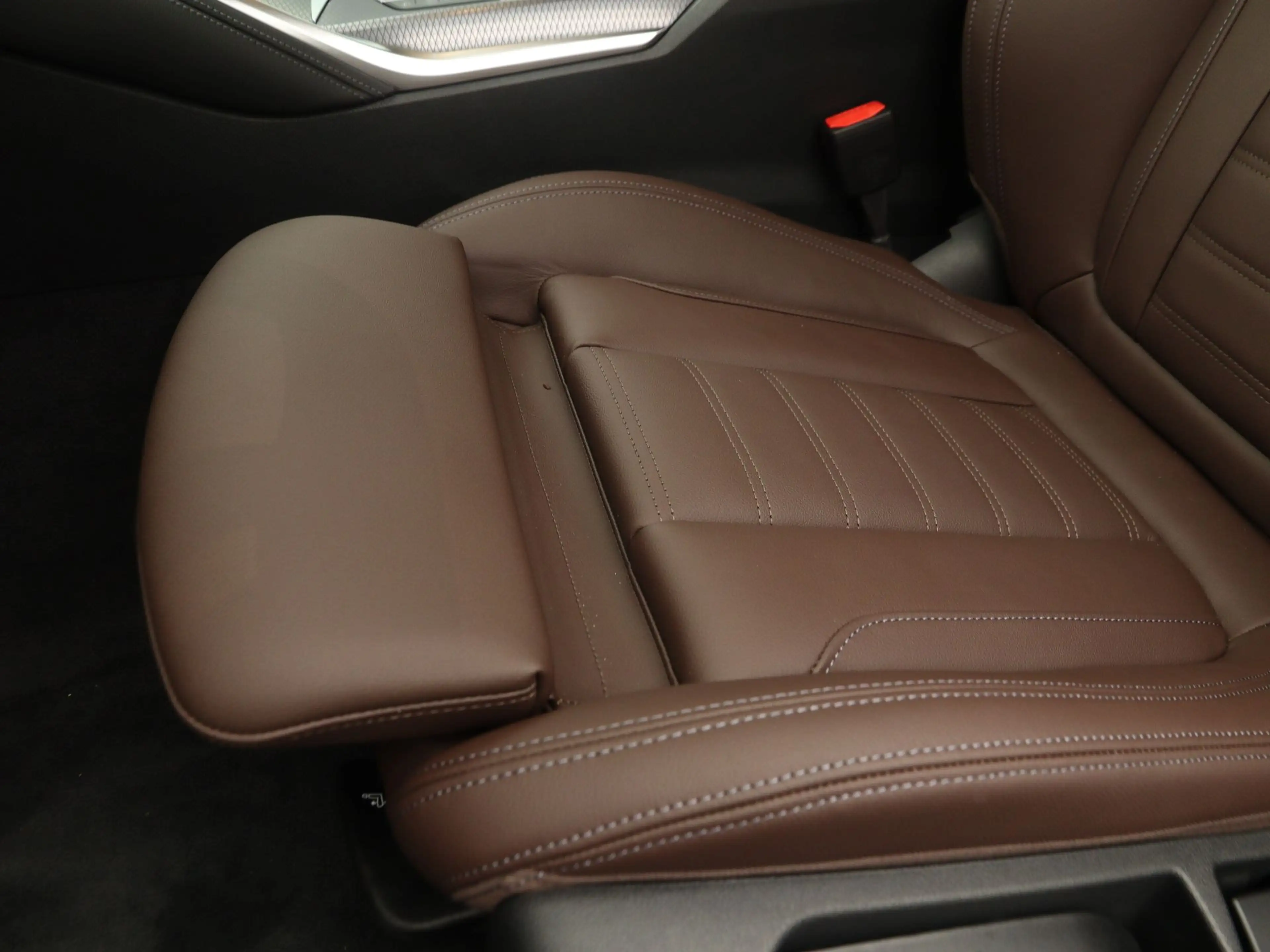 BMW i4 eDrive35 M Sport Edition 70 kWh — photo 14