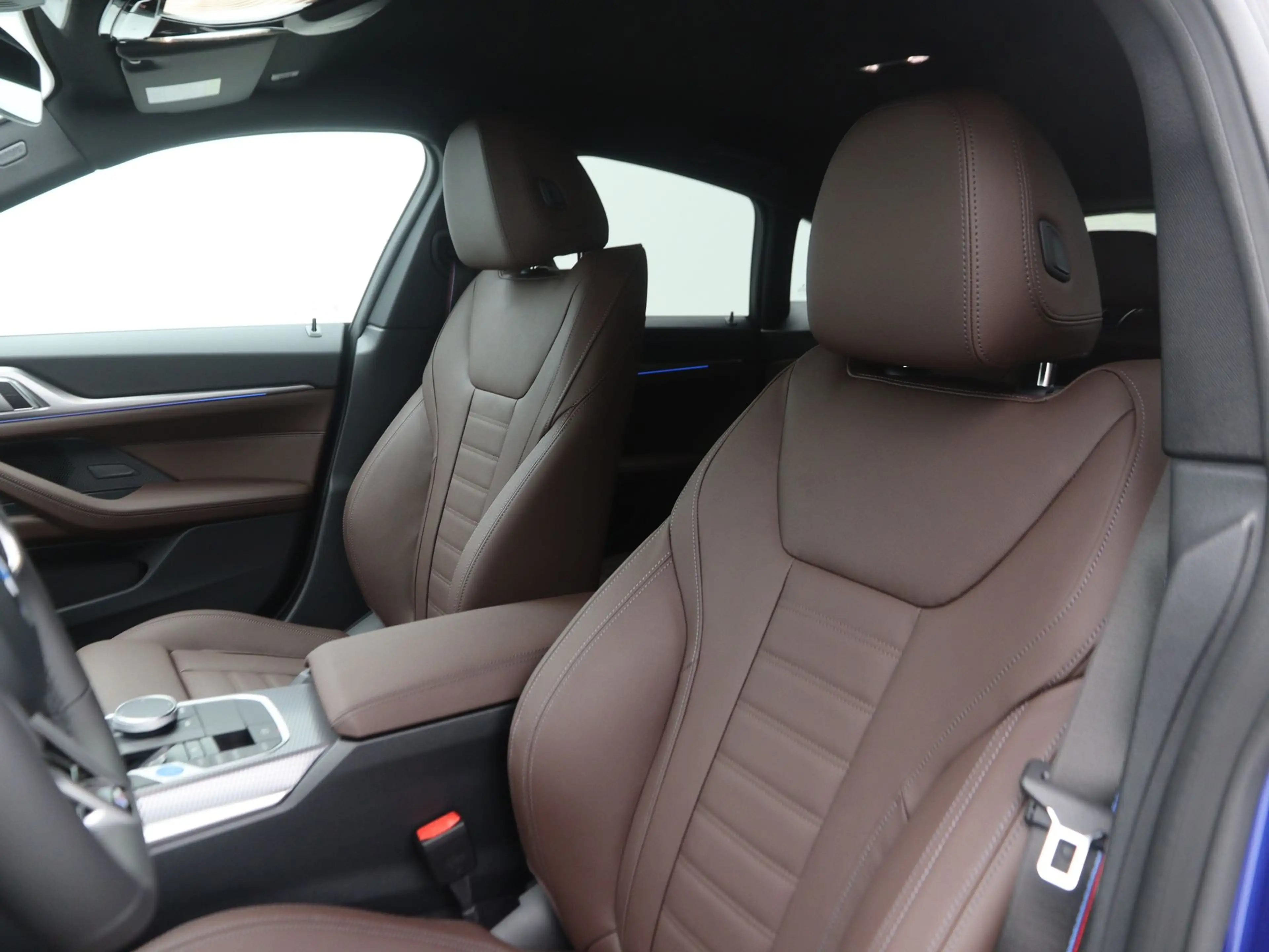 BMW i4 eDrive35 M Sport Edition 70 kWh — photo 4