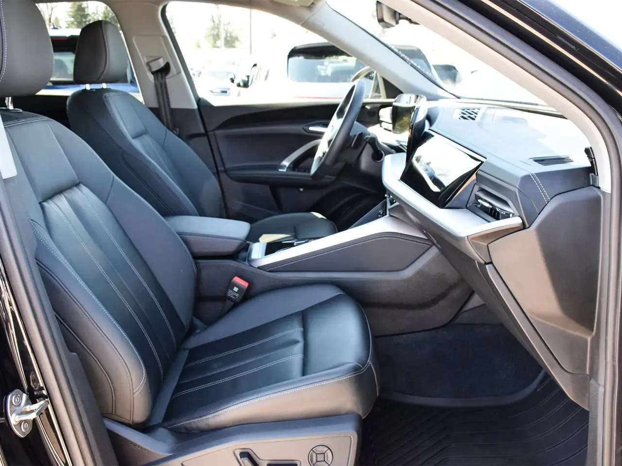 Audi Q5 снимка Audi Q5