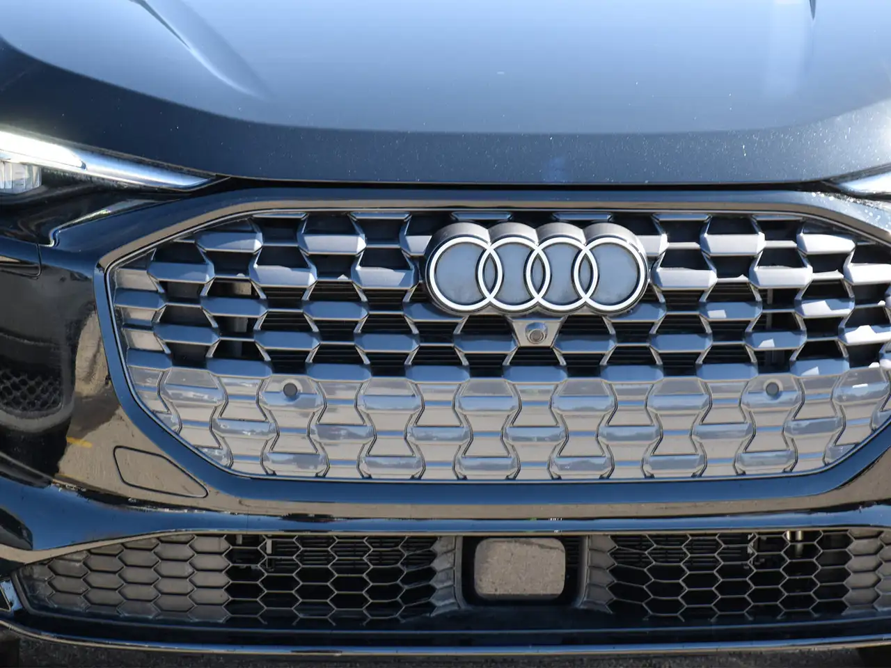 Audi Q5 снимка Audi Q5