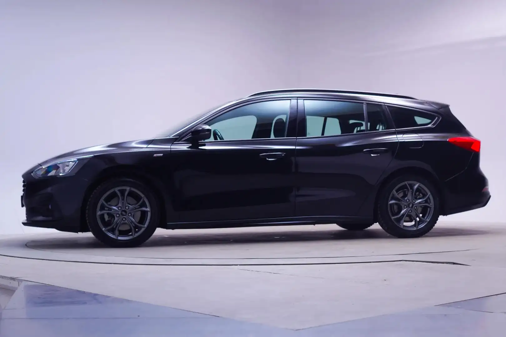Ford Focus WAGON 1.0 EcoBoost 125pk ST Line Business [ LED Na Zwart - 2