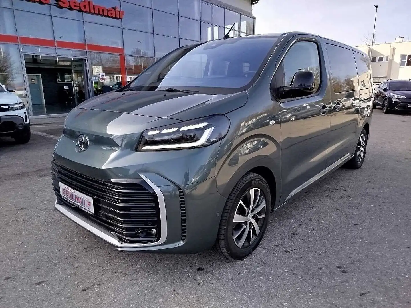 Toyota Proace Verso L1 Family/Team-D 8-Sitze Automatik Verde - 1