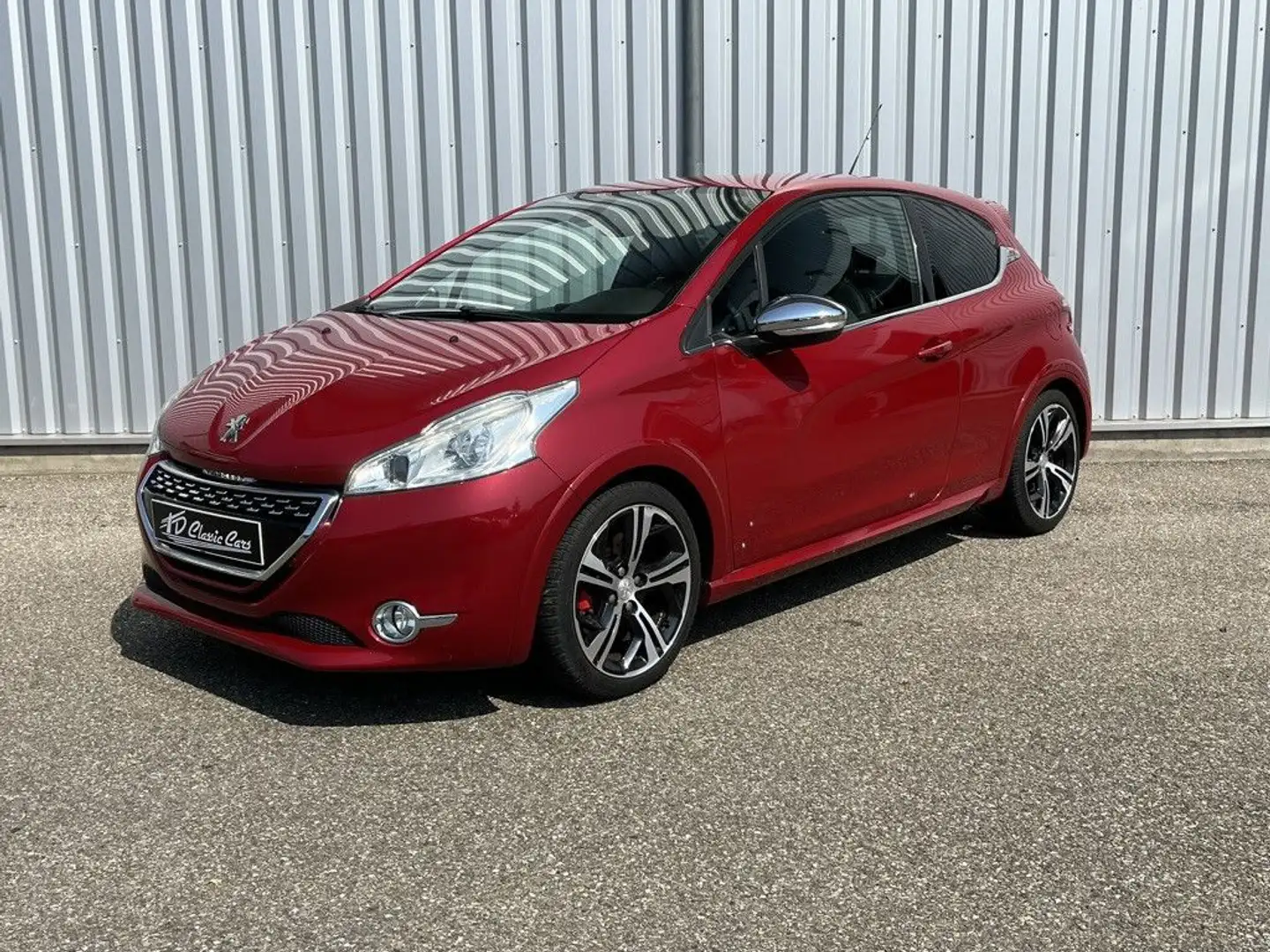 Peugeot 208 GTI Rouge - 1