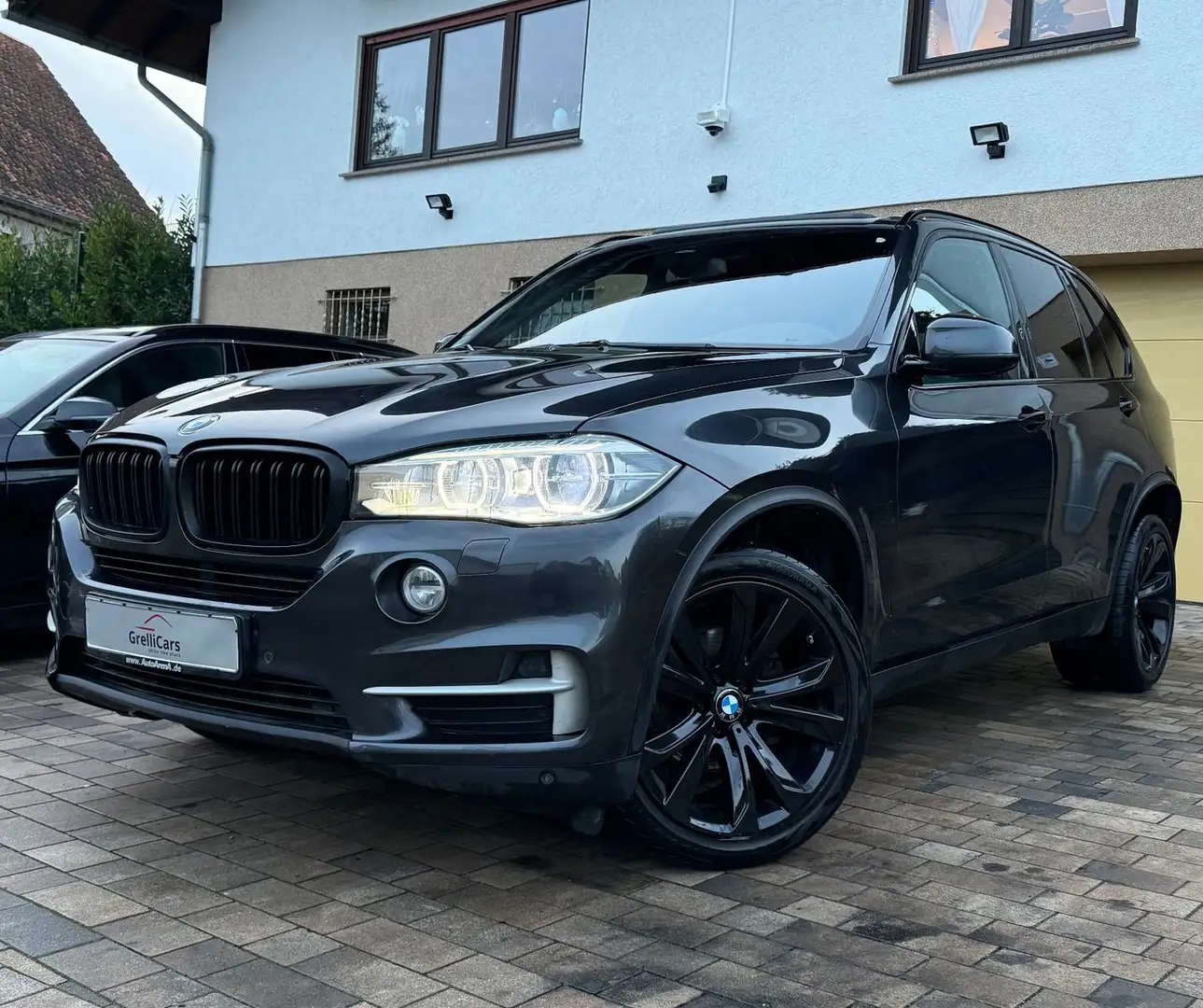 BMW X5 xDrive 30d°AHK°STDHZ°KOMFORT°HUD°PANO°M Gris - 1