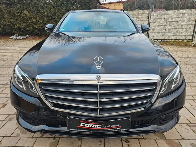 Mercedes-Benz E 200 E Limousine E 200 d