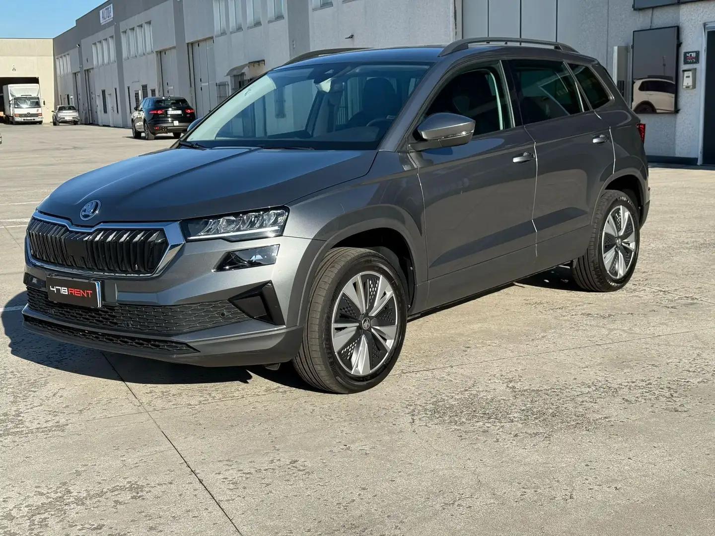 Skoda Karoq 2.0 TDI EVO SCR 115 CV DSG Executive PROMO VFG Gri - 1