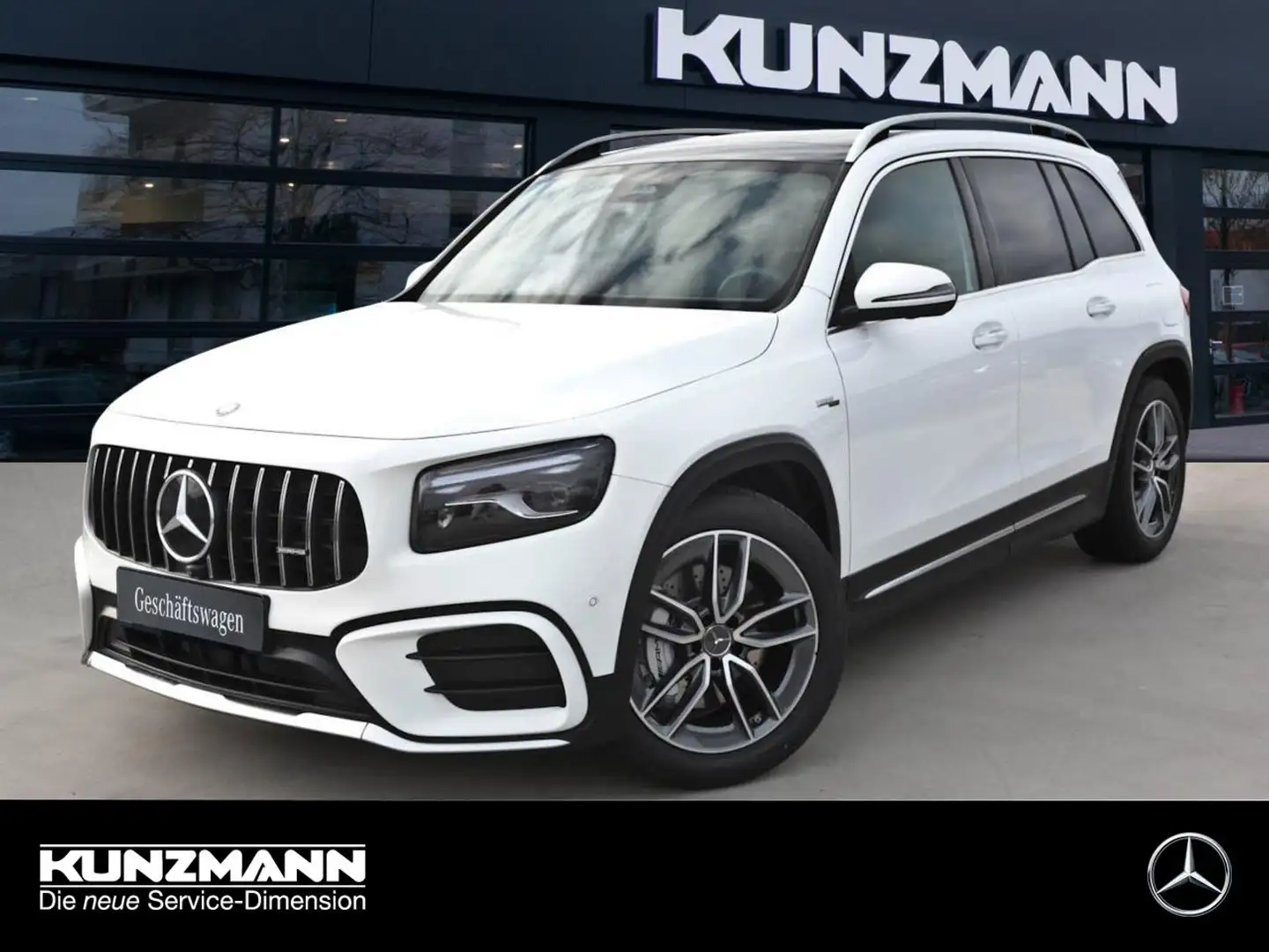 Mercedes-Benz GLB 35 AMG AMG GLB 35 4MATIC Panorama AHK Distronic Blanc - 1