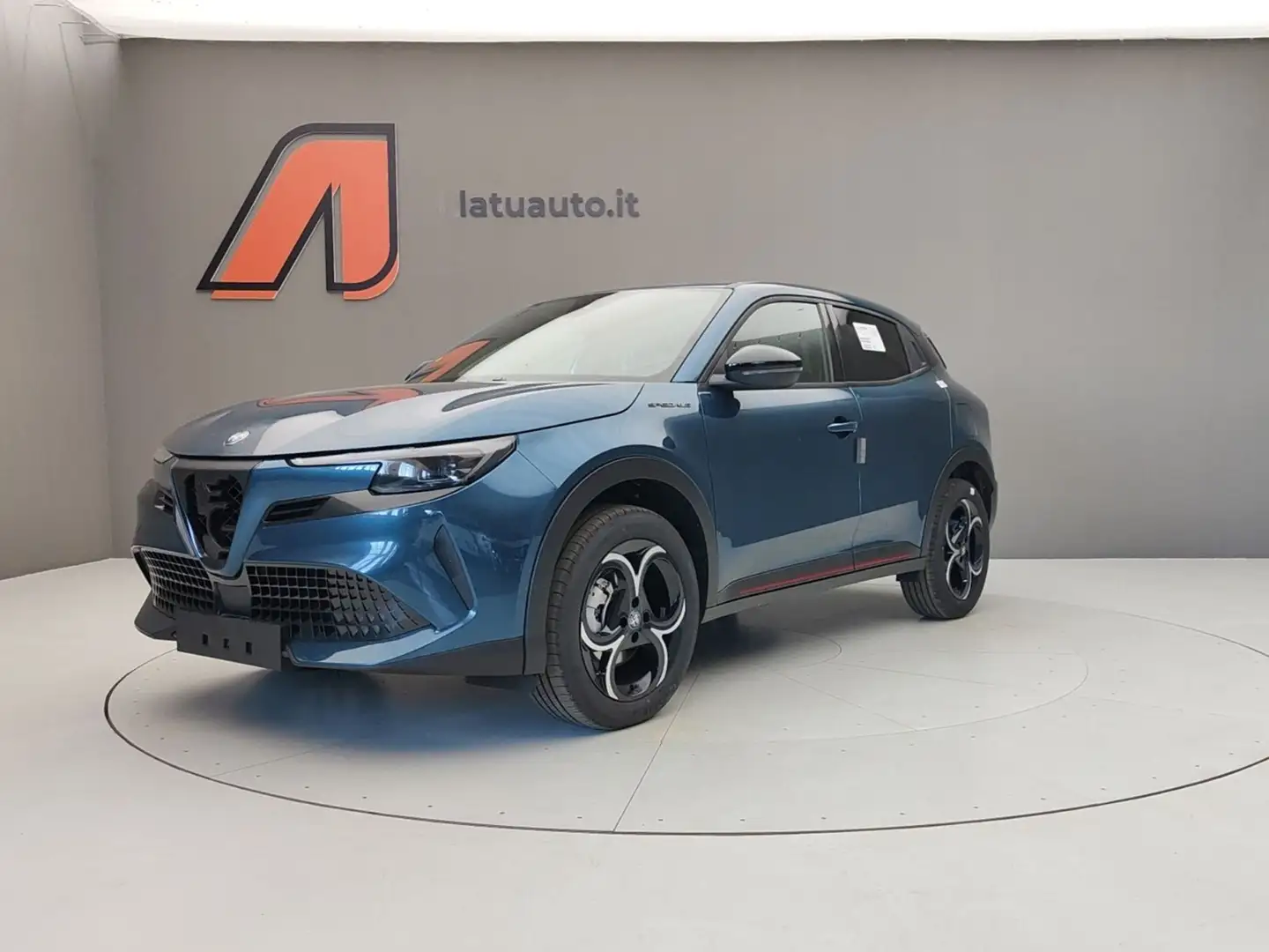 Alfa Romeo Junior 1.2 136CV HYBRID EDCT6 SPECIALE Синій - 2