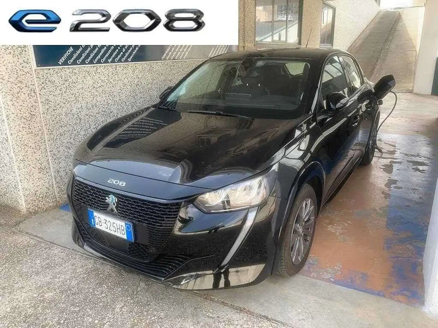 Peugeot 208 Allure motore elettrico 136 CV Nero - 1