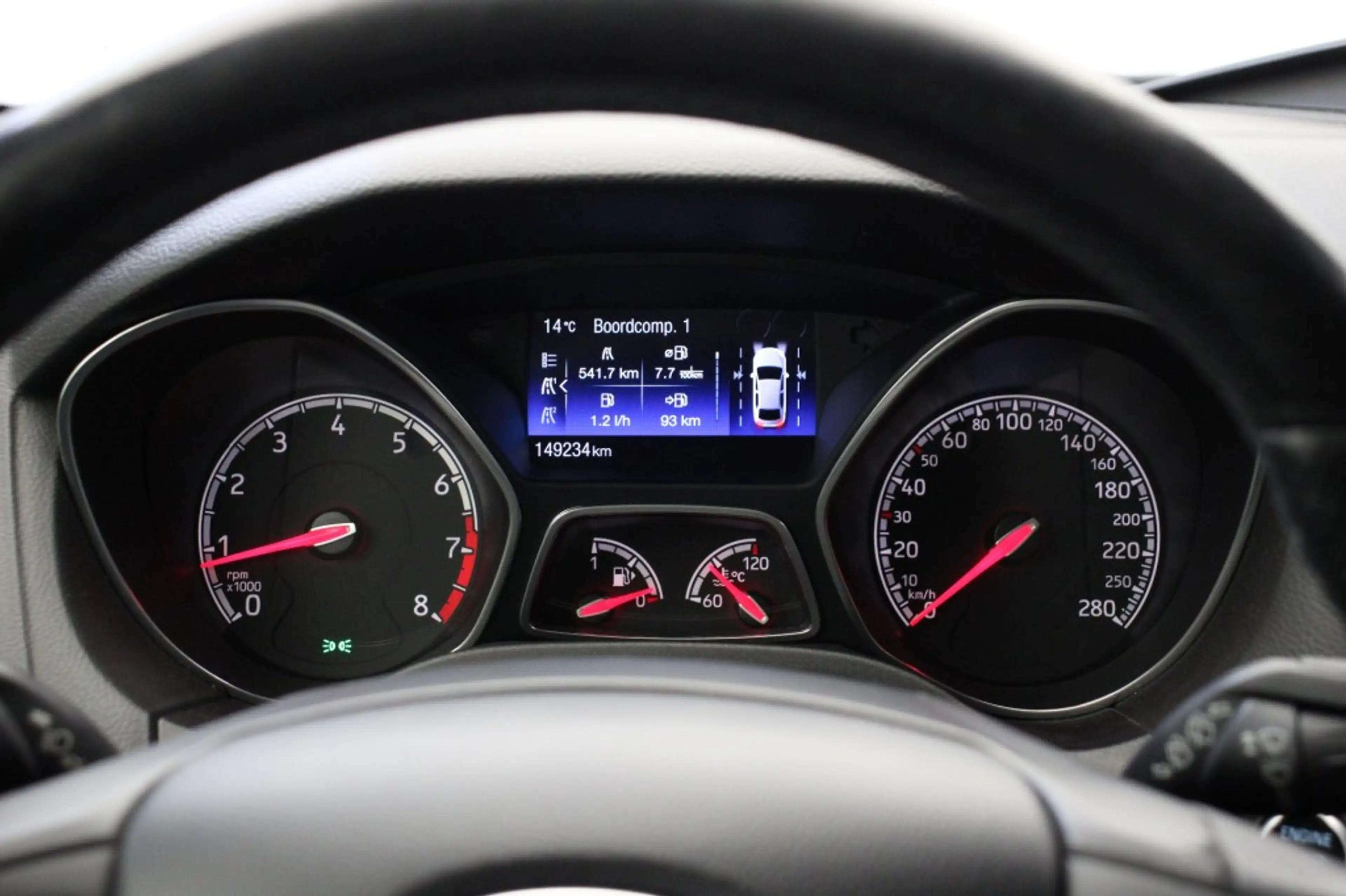 Ford Focus Wagon 2.0 ST 250 Pk - Navi, Camera, Recardo Sports — photo 28