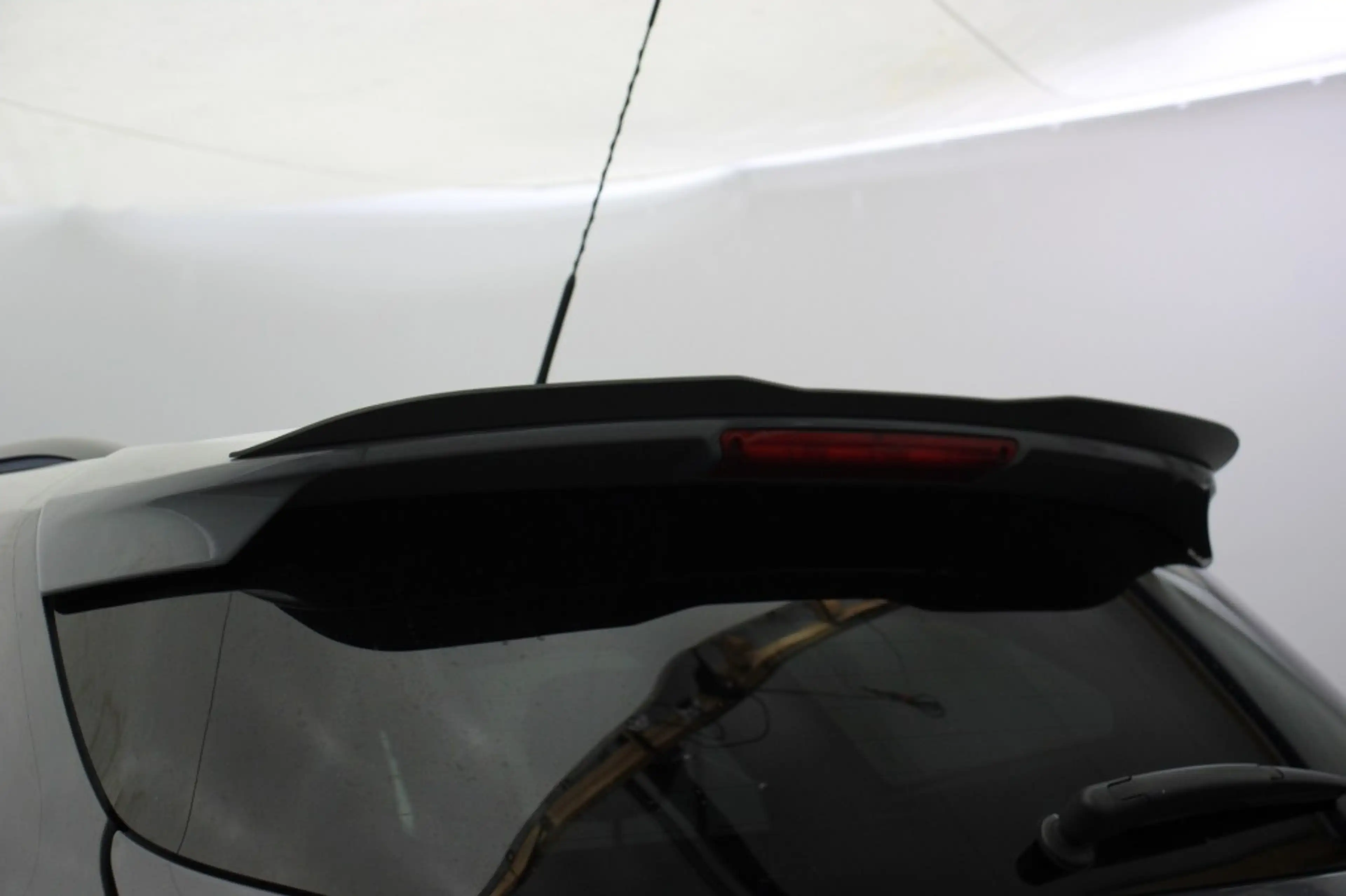 Ford Focus Wagon 2.0 ST 250 Pk - Navi, Camera, Recardo Sports — photo 41