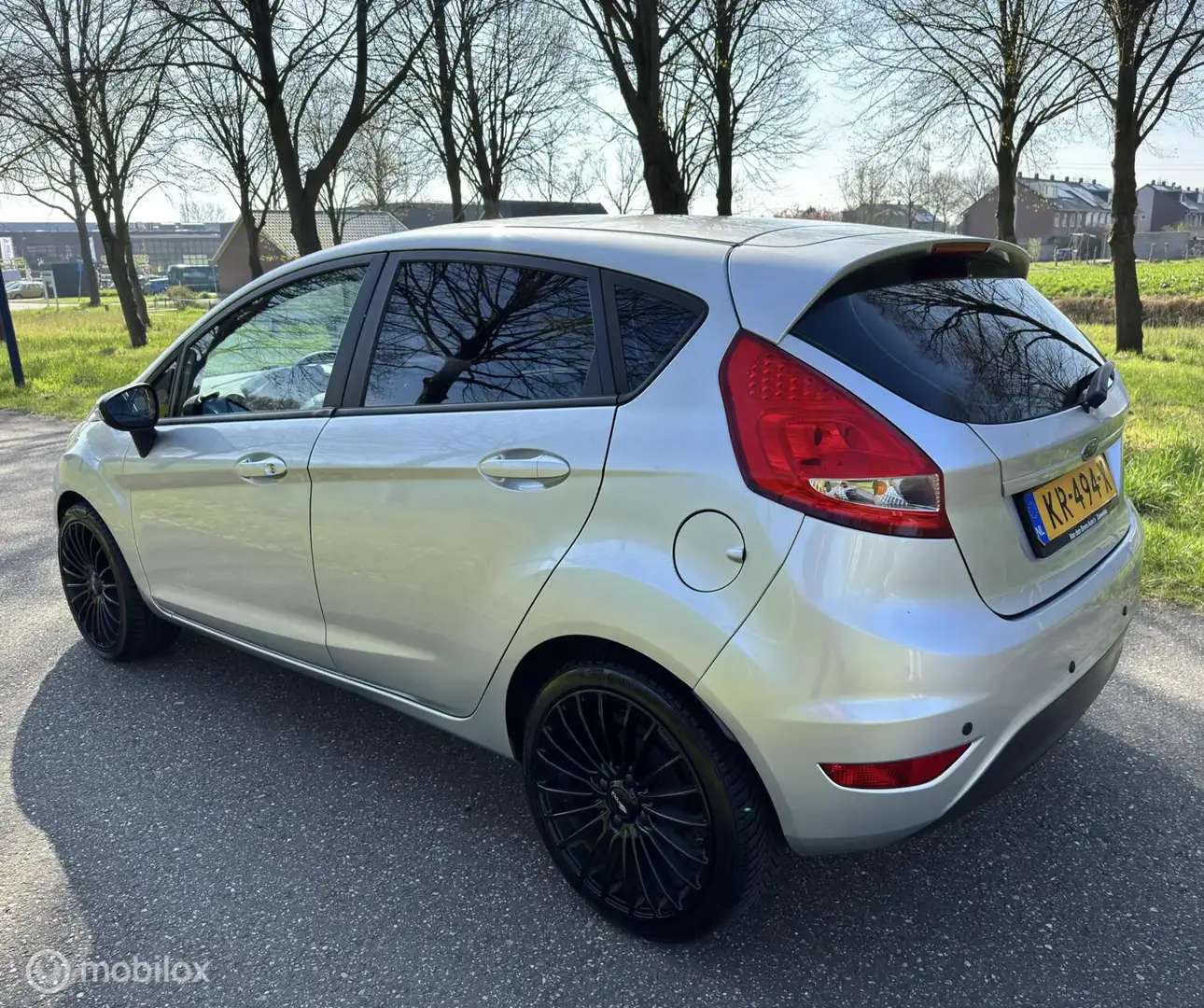 Ford Fiesta 1.25 Trend *DISTRIBUTIE VV*NEW APK*5 DRS*AIRCO Gris - 2