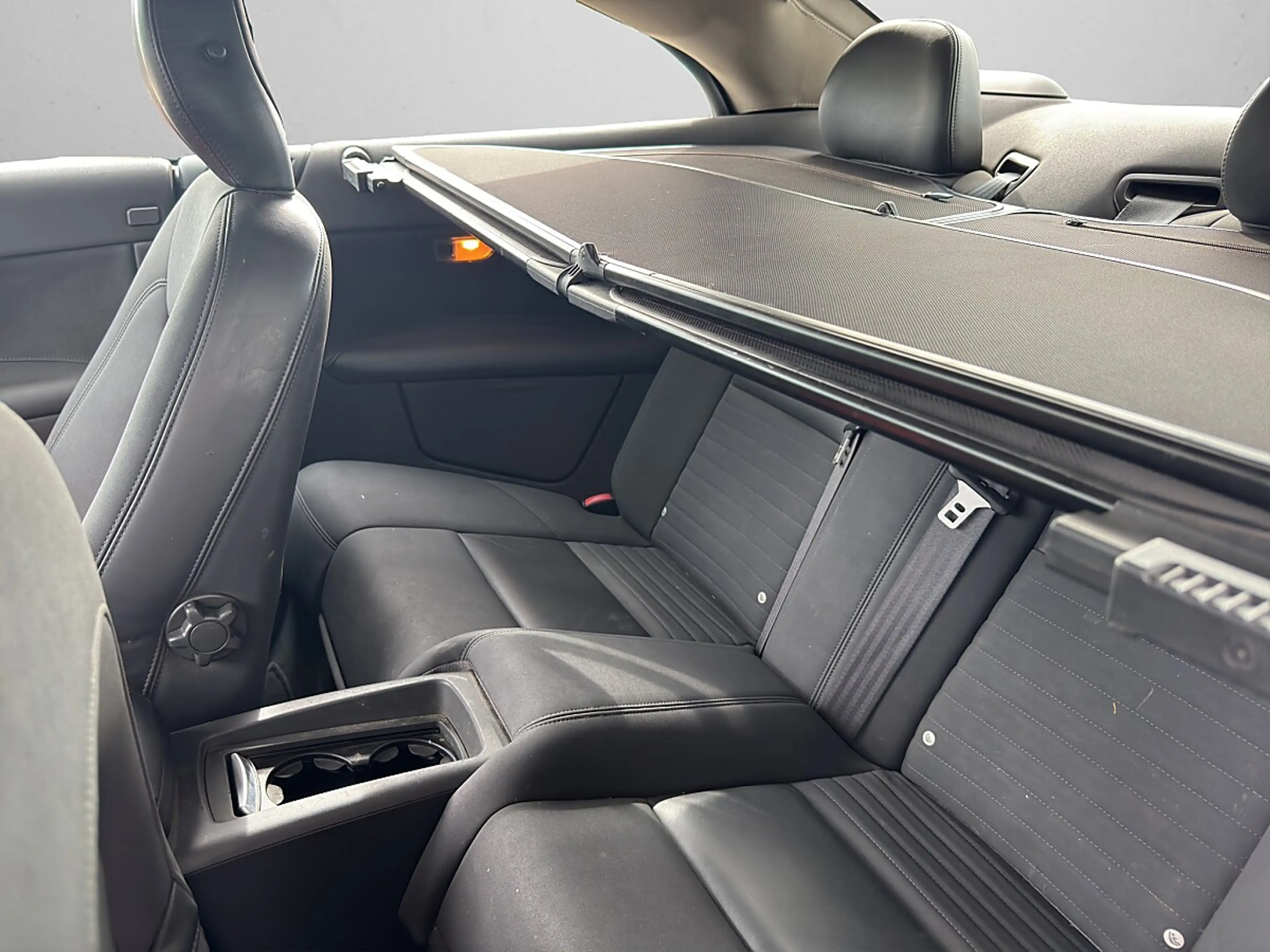 Volvo C70 2,4 Momentum — photo 12