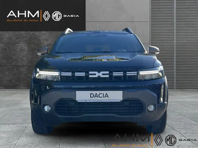 Dacia Duster view 3