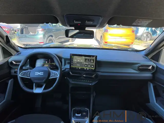 Dacia Duster view 13