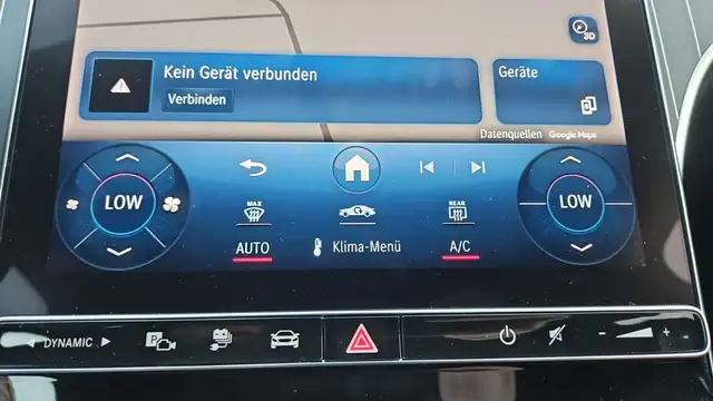 Mercedes-Benz C-Class view 11