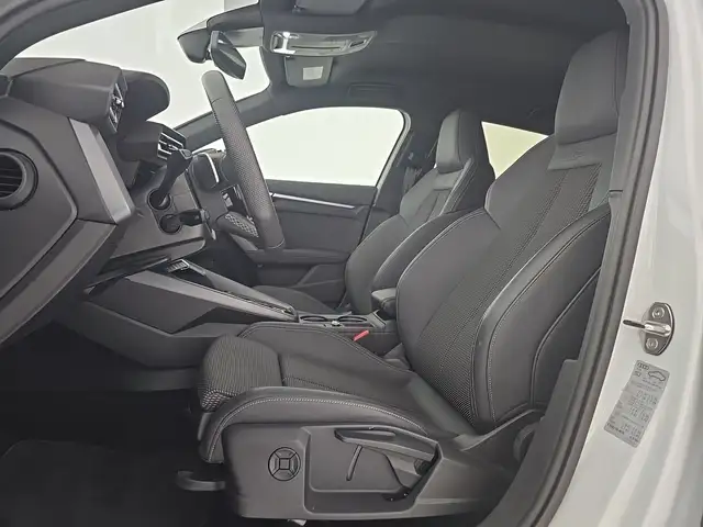 Audi A3 view 9