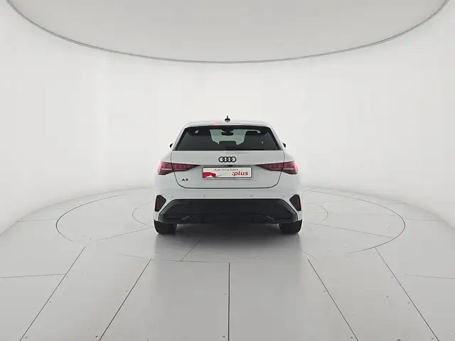 Audi A3 view 4