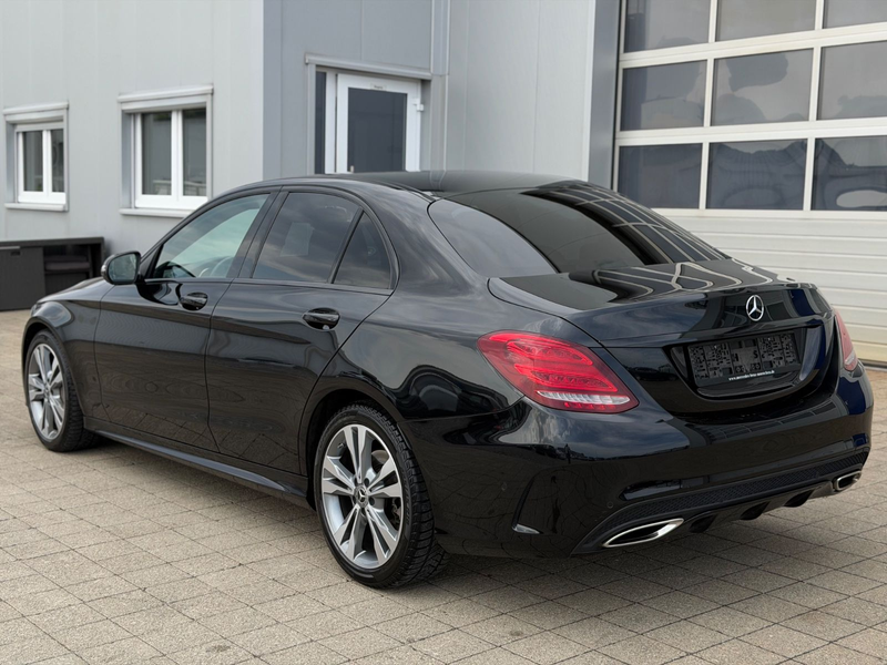 Mercedes-Benz C 180 C180 CGI AMG-Line Limousine LED Navi Euro6 — photo 6