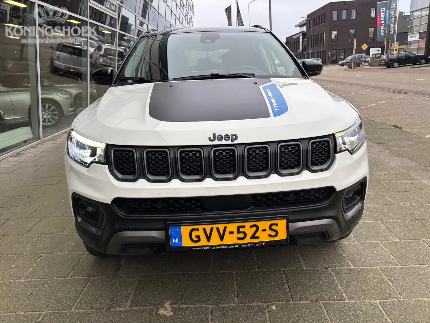 Jeep Compass 4xe 240 Plug-in Hybrid Electric Trailhawk Wit - 2