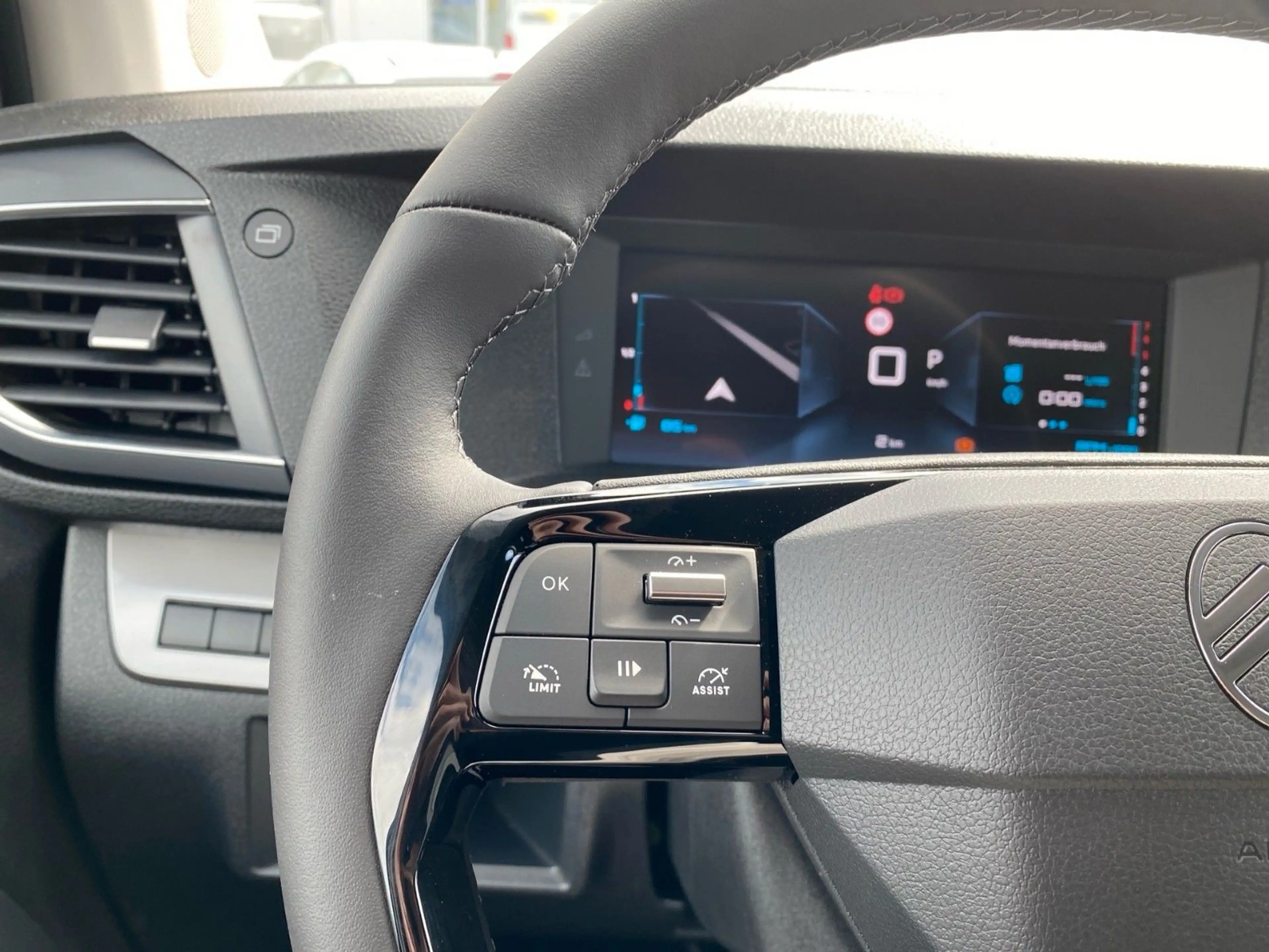 Citroen Spacetourer Plus M AHK, Navi, Kamera — photo 14
