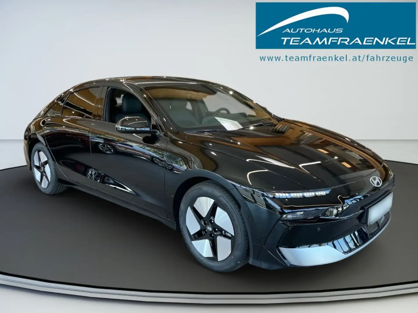 Hyundai IONIQ 6 Comfort Line 84 kWh 2WD i66c1-O4 Schwarz - 2
