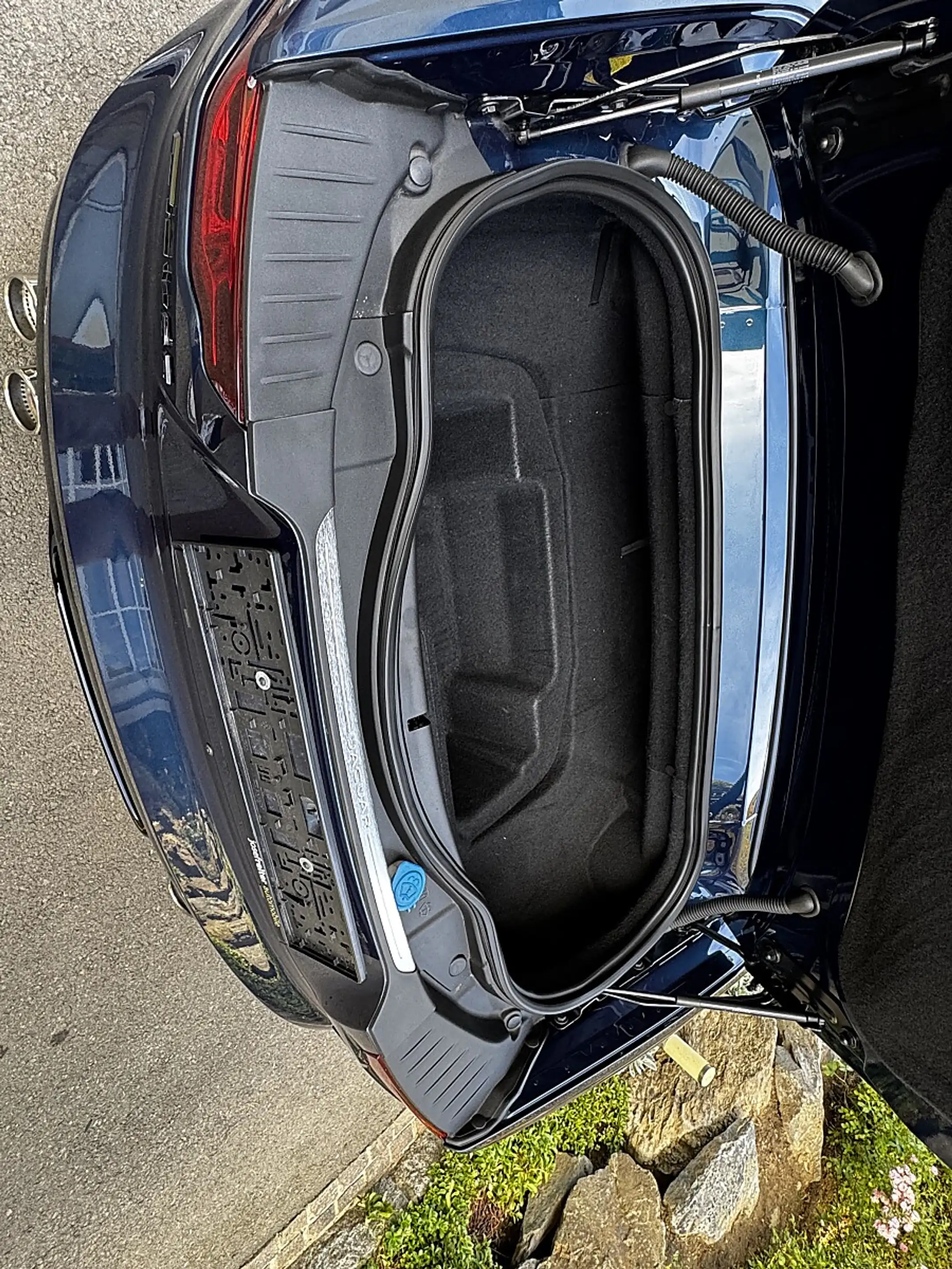 Jaguar F-Type R-Dynamic P450 Cabrio — photo 8