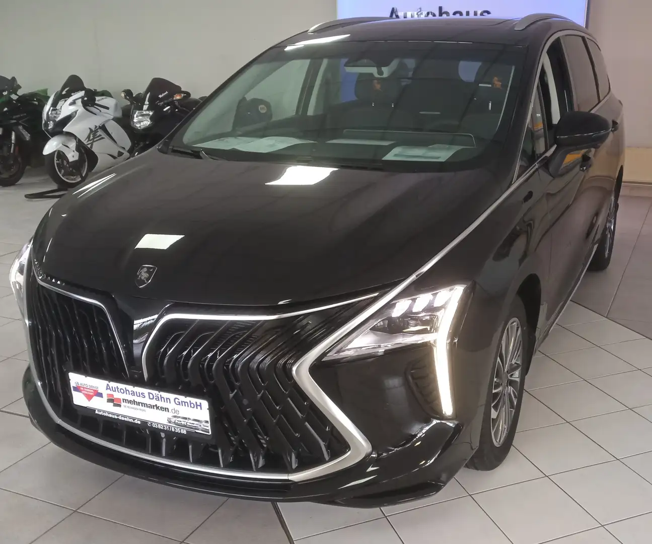 Forthing U-Tour DFM Forthing 4 U-Tour 1.5L Turbo-GDI Schwarz - 1