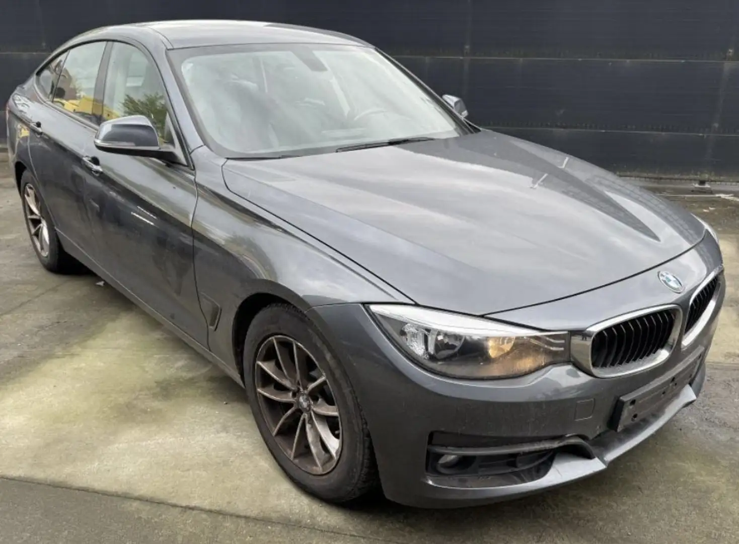BMW 320 Gran Turismo 320iA Gris - 2