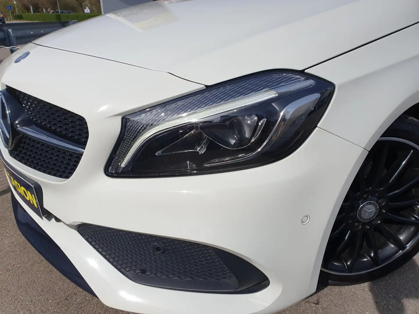 Mercedes-Benz A 200 CDI 136CV AMG-LINE PACK NIGHT Blanc - 2