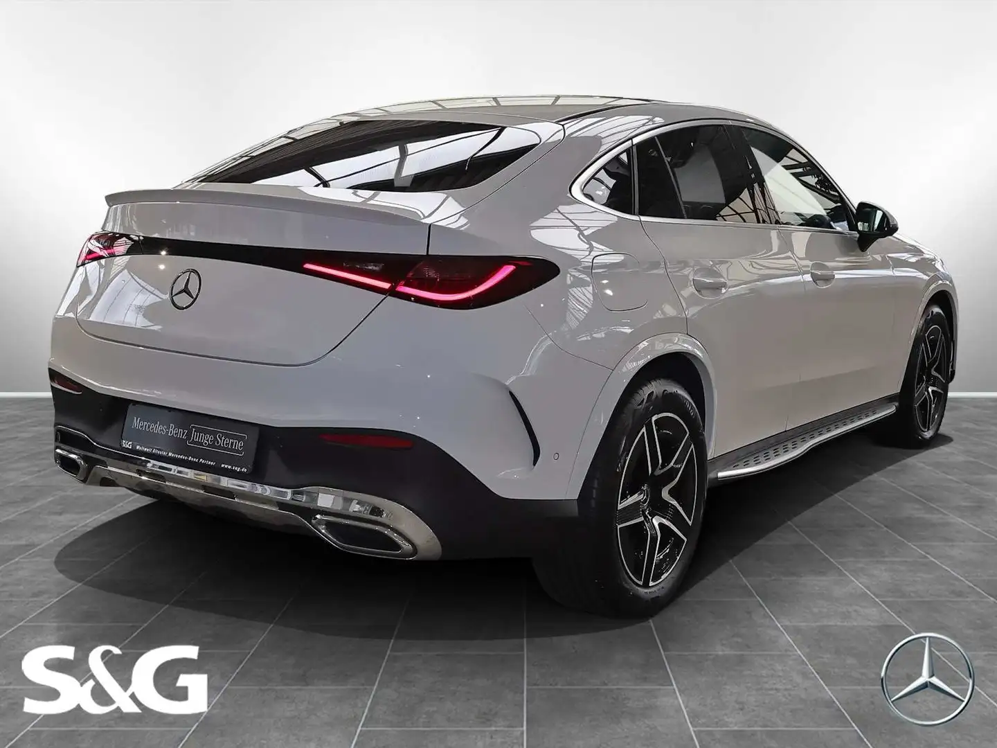 Mercedes-Benz GLC 300 4M Coupé AMG PANO+AHK+19 ZOLL+MEMORY Weiß - 2