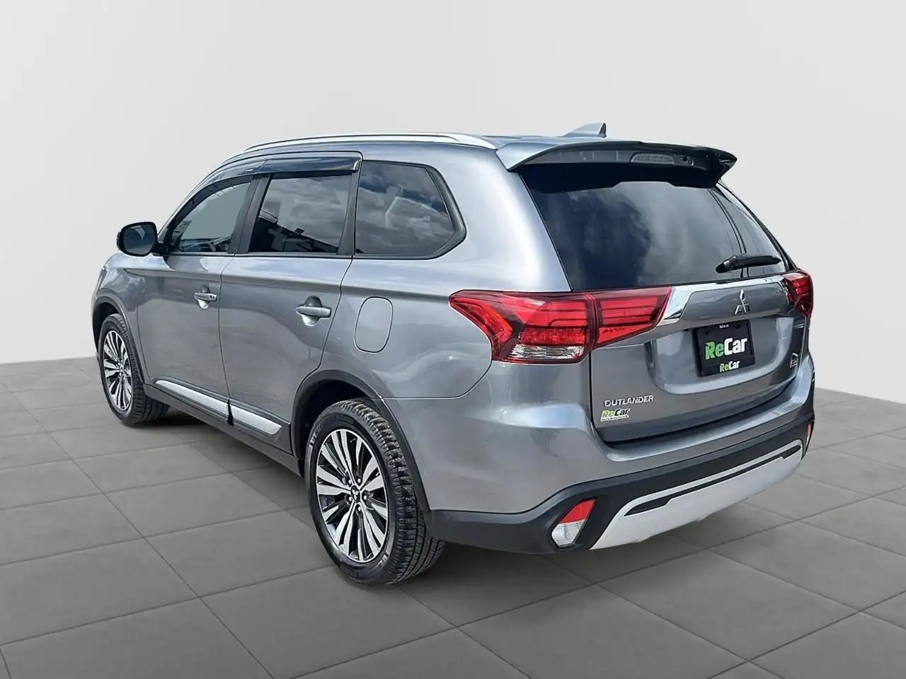 Mitsubishi Outlander снимка Mitsubishi Outlander