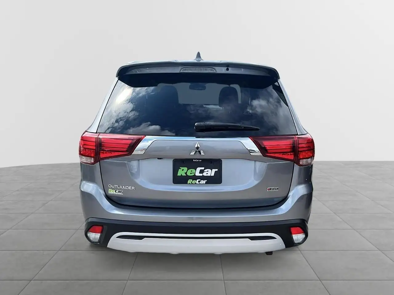 Mitsubishi Outlander снимка Mitsubishi Outlander