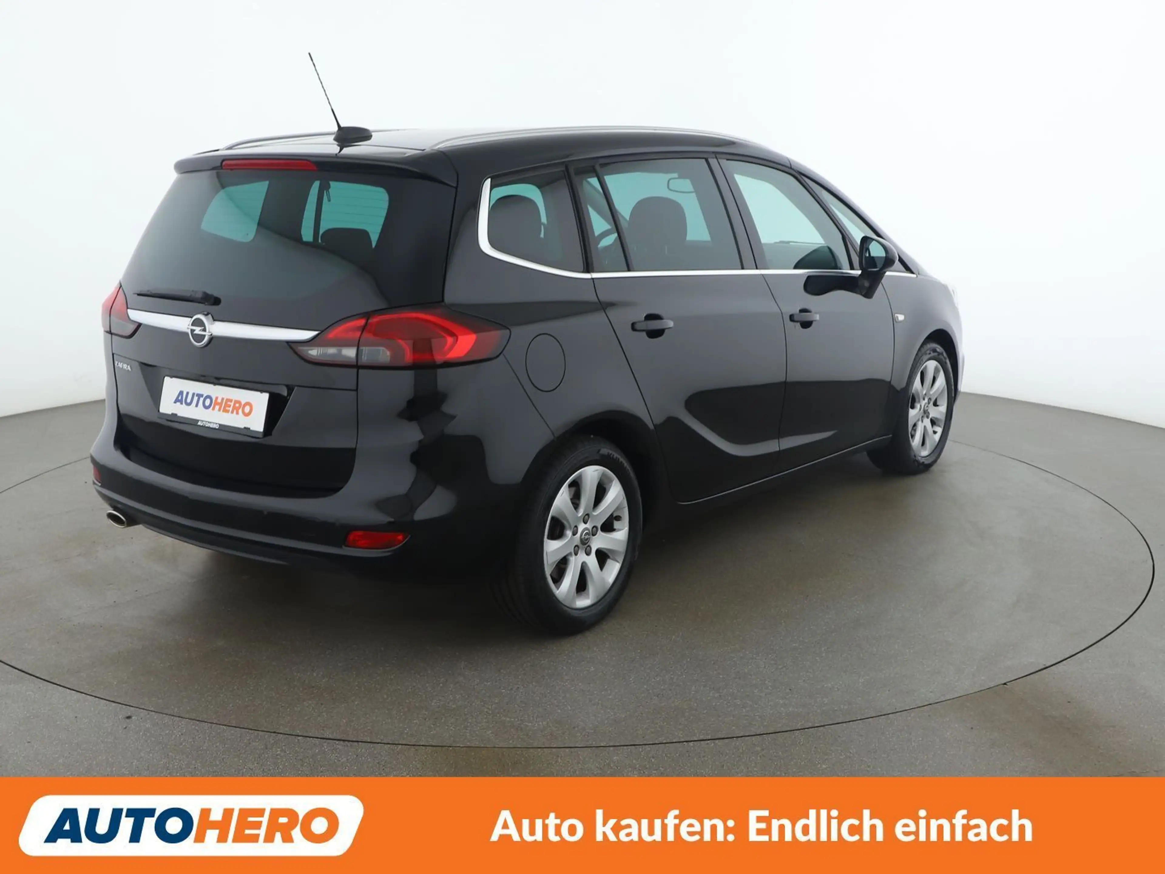 Opel Zafira Tourer 1.6 SIDI Turbo Innovation — photo 6