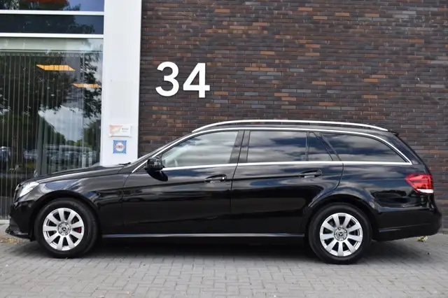 Mercedes-Benz E-Class view 13