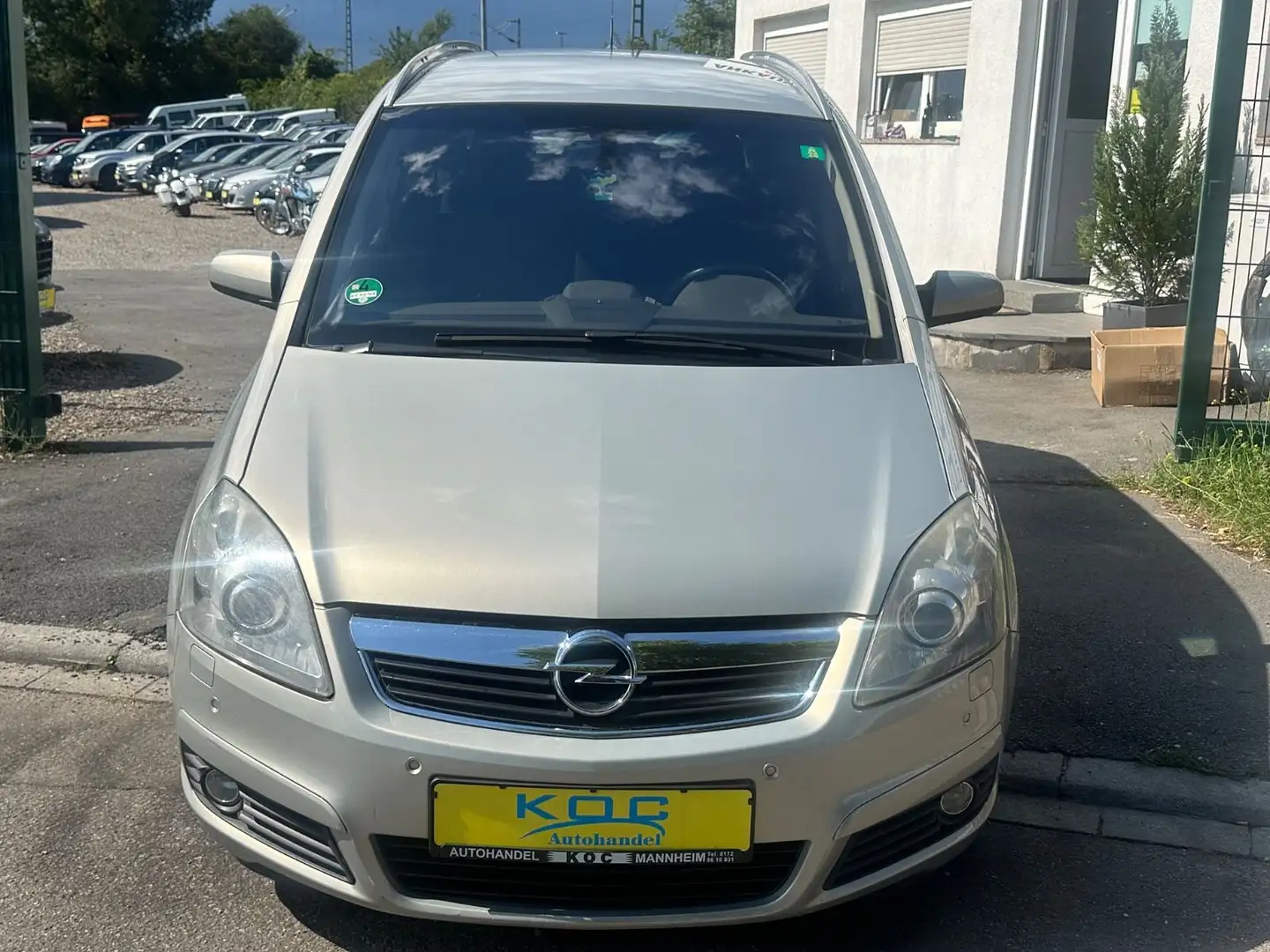 Opel Zafira 1.9 CDTI 7-Sitzer Silber - 2