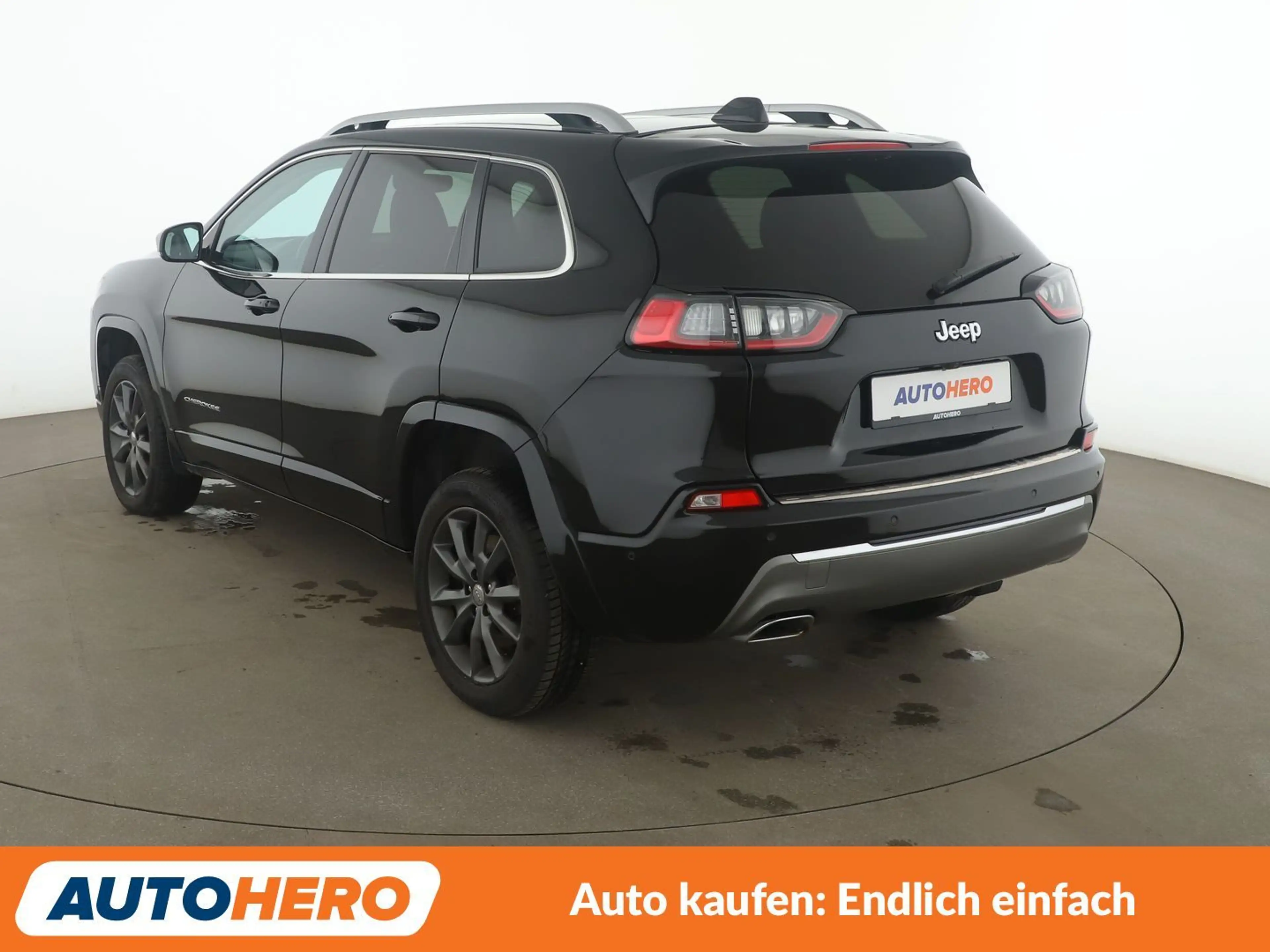 Jeep Cherokee 2.2 M-Jet Overland 4WD Aut.*LED*NAVI*ACC*PDC*SHZ* — photo 4