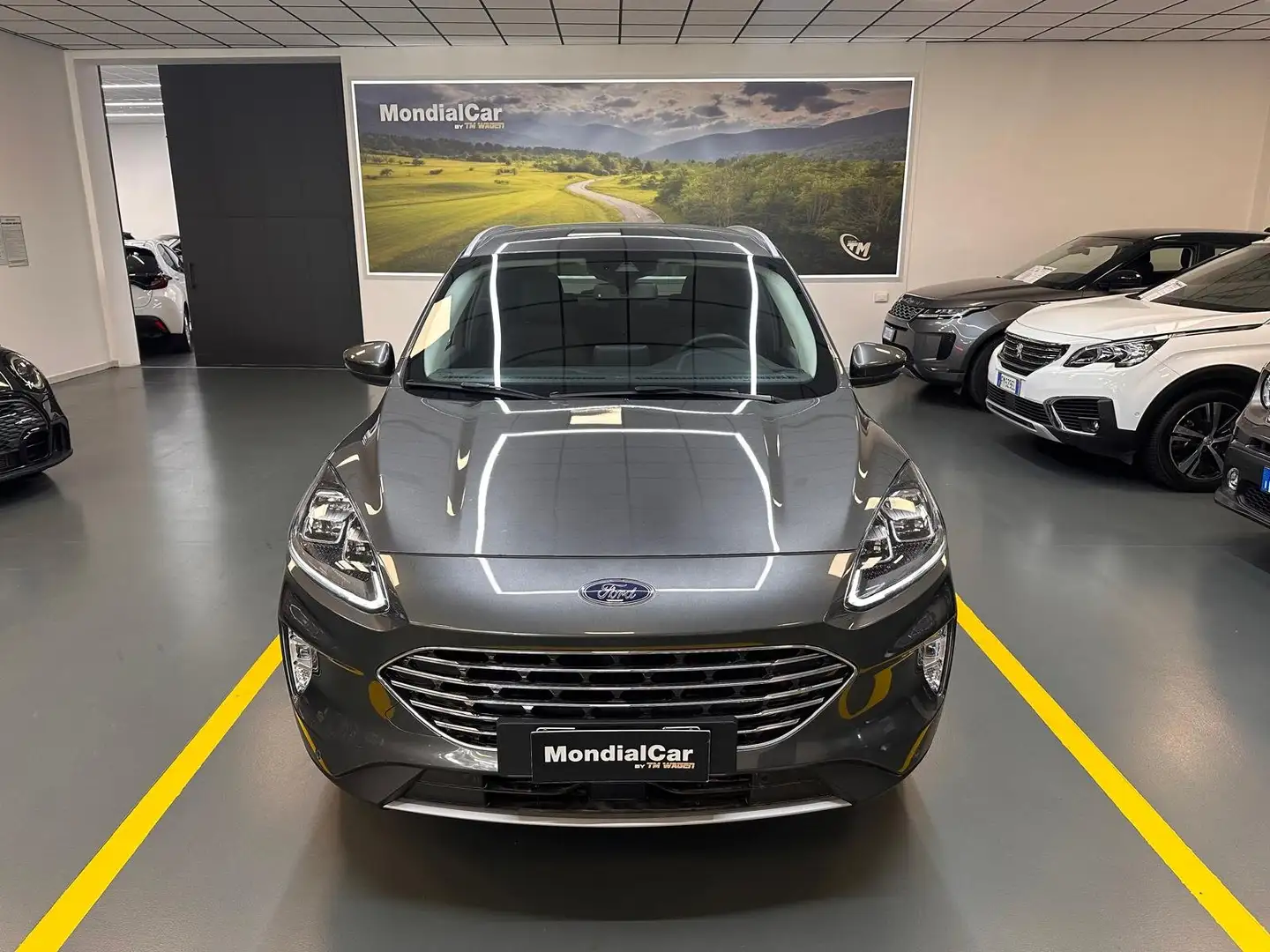 Ford Kuga full hybrid Titanium awd 4X4 190cv e-shifter *IVA* Grey - 2