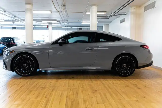 Mercedes-Benz Unspecified 2025 — photo 3