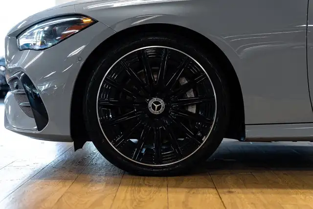 Mercedes-Benz Unspecified 2025 — photo 6