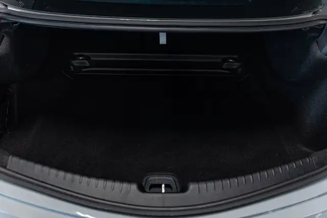 Mercedes-Benz Unspecified 2025 — photo 7