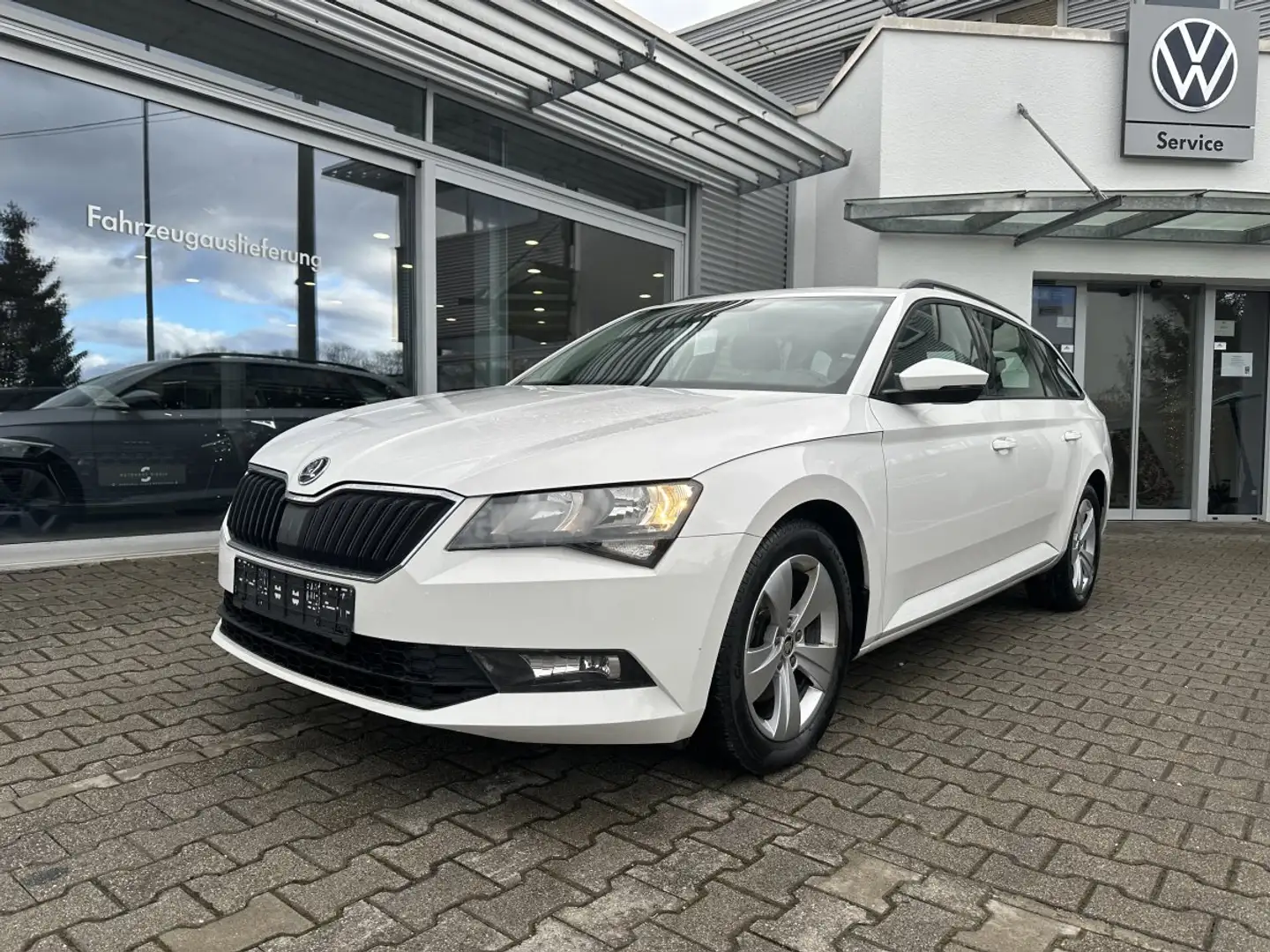 Skoda Superb Combi 1.6TDI  AMBITION*17-Zoll Weiß - 1