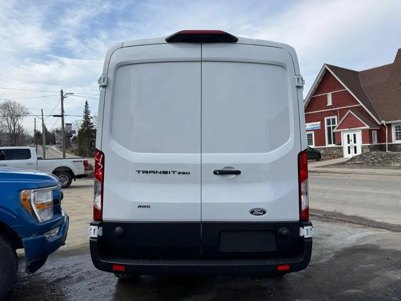 Ford Transit Cargo Van снимка Ford Transit Cargo Van