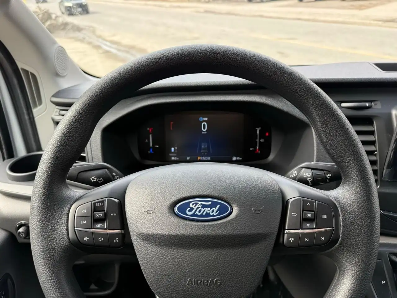 Ford Transit Cargo Van снимка Ford Transit Cargo Van